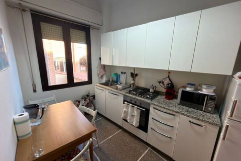 Apartament a Pisa, Pisa, Pisa - € 320/mes | Ref: 2026051 - foto 8