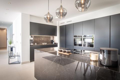 Villa a La Gaspara, Malaga, La Gaspara - € 2.695.000 | Ref: DirectEsteponaVilla17 - foto 8