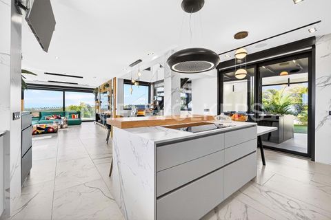 Villa in Torviscas, Tenerife, Torviscas - € 3.500.000 | Ref: W-048QG0 - foto 13