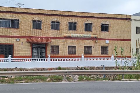 Erhvervsejendom i Cullera, Valencia, Cullera - € 230.000 | Ref: 5973c1f3-02dc-4ba4-9 - foto 1