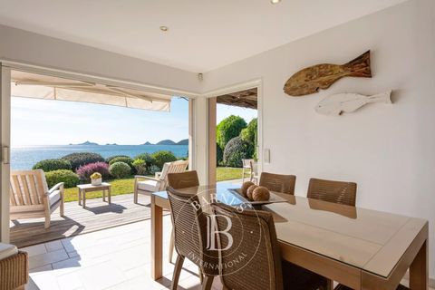 Villa a Ajaccio, Corse-du-Sud, Ajaccio - € 1.890.000 | Ref: RVA60 - foto 5