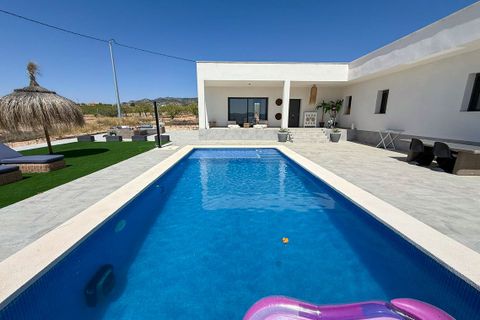 Villa i Pinoso, Alicante, Pinoso - € 399.900 | Ref: CF3306 - foto 28