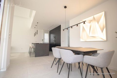 Villa a Finestrat, Alicante, Finestrat - € 579.000 | Ref: N-4971585 - foto 6
