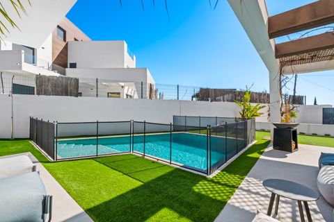 Villa a Rojales, Alicante, Rojales - € 669.000 | Ref: GBM-2607 - foto 6