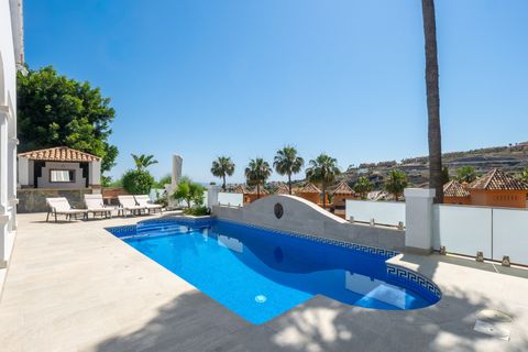 Villa a Benahavis, Malaga, Benahavis - € 2.490.000 | Ref: PANR-15415 - foto 3
