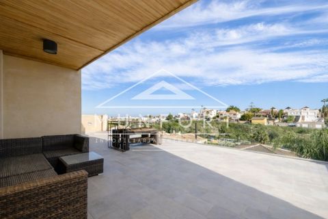 Villa i Torrevieja, Alicante, Torrevieja - € 1.800.000 | Ref: MT566-D - foto 14