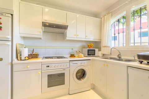 Stadthaus in La Duquesa, Malaga, La Duquesa - € 475.000 | Ref: SMSD13027 - Foto 5