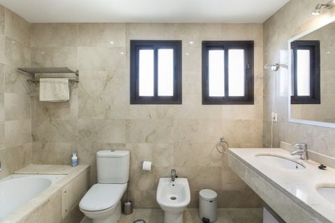 Lejlighed i La Duquesa, Malaga, La Duquesa - € 450.000 | Ref: SMS15112 - foto 8