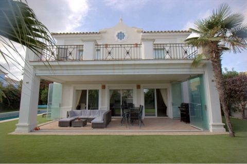 Villa a La Duquesa, Malaga, La Duquesa - € 695.000 | Ref: SMSM14678 - foto 2