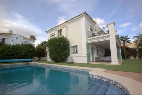 Villa a La Duquesa, Malaga, La Duquesa - € 695.000 | Ref: SMSM14678 - foto 3