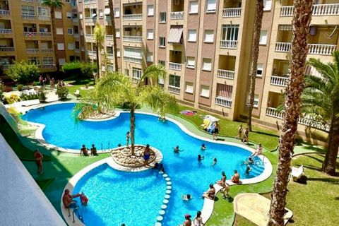 Lejlighed i Torrevieja, Alicante - foto 1
