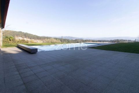 Villa i Vila Verde, Braga, Vila Verde - € 450.000 | Ref: ZMPT585746 - foto 41