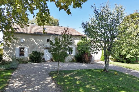 Villa i Duras, Lot-et-Garonne, Duras - € 336.000 | Ref: CJG048 - foto 1