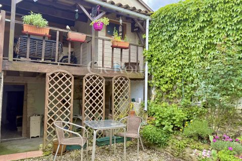 Landejendom i Duras, Lot-et-Garonne, Duras - € 249.500 | Ref: CCG051 - foto 1