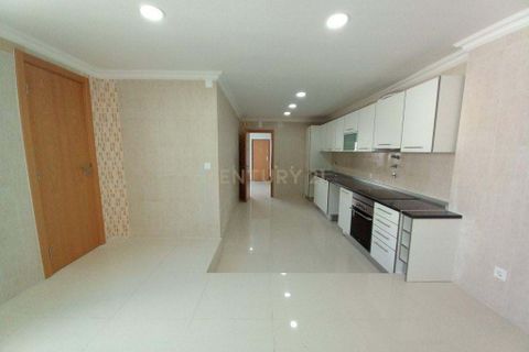 Villa i Carcavelos, Lisbon, Carcavelos - € 625.000 | Ref: C0483-01727 - foto 8