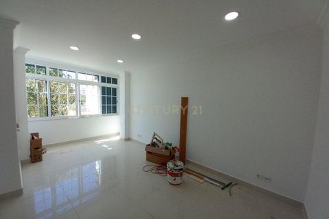 Villa i Carcavelos, Lisbon, Carcavelos - € 625.000 | Ref: C0483-01727 - foto 12