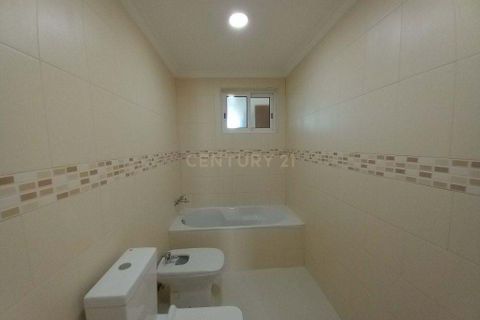 Villa i Carcavelos, Lisbon, Carcavelos - € 625.000 | Ref: C0483-01727 - foto 16