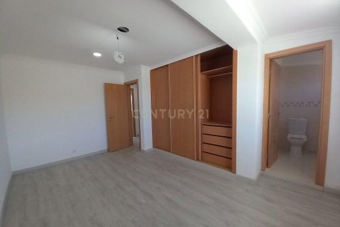 Villa i Carcavelos, Lisbon, Carcavelos - € 625.000 | Ref: C0483-01727 - foto 19