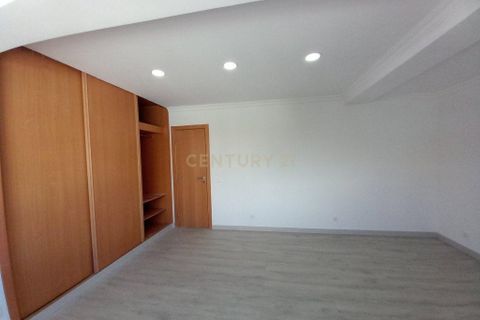 Villa i Carcavelos, Lisbon, Carcavelos - € 625.000 | Ref: C0483-01727 - foto 21