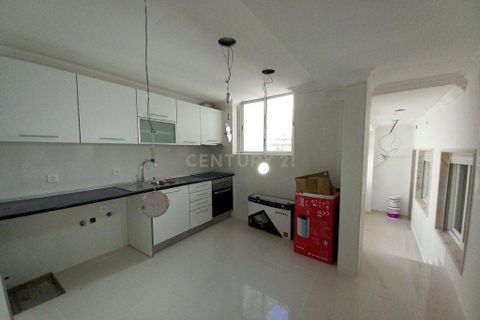 Villa i Carcavelos, Lisbon, Carcavelos - € 625.000 | Ref: C0483-01727 - foto 32