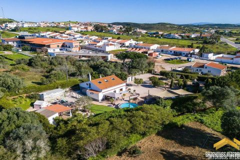 Villa a Budens, Faro, Budens - € 849.000 | Ref: cdb_m/06248 - foto 2