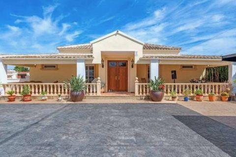 Villa i Heredades, Alicante, Heredades - € 595.000 | Ref: CSPR-37988 - foto 2