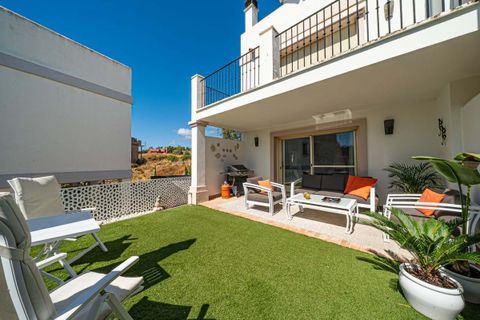Rækkehus i Estepona, Malaga, Estepona - € 599.000 | Ref: SMSE0614 - foto 1