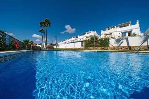 Rækkehus i Estepona, Malaga, Estepona - € 599.000 | Ref: SMSE0614 - foto 3
