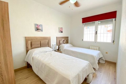 Villa a Torrevieja, Alicante, Torrevieja - € 2.100/mes | Ref: CHA0079 - foto 12