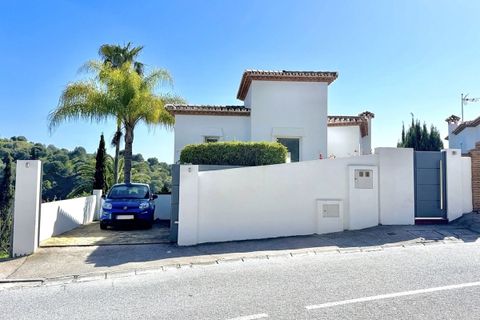 Villa i Calahonda, Malaga, Calahonda - € 1.100.000 | Ref: R5319469 - foto 6