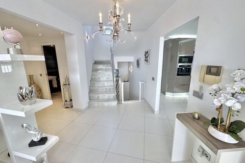 Villa i Calahonda, Malaga, Calahonda - € 1.100.000 | Ref: R5319469 - foto 24