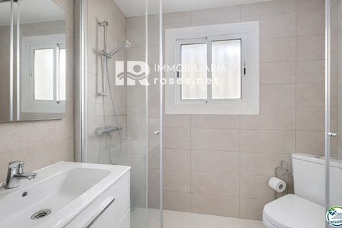Villa i Empuriabrava, Gerona, Empuriabrava - € 369.000 | Ref: 3715 - foto 14