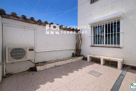 Villa i Empuriabrava, Gerona, Empuriabrava - € 369.000 | Ref: 3715 - foto 19