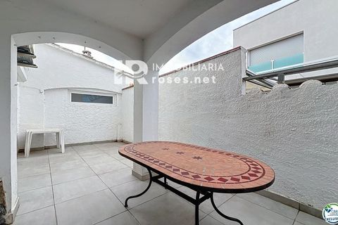 Villa i Empuriabrava, Gerona, Empuriabrava - € 369.000 | Ref: 3715 - foto 21