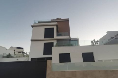 Villa a Orihuela, Alicante, Orihuela - € 1.780.000 | Ref: DLS0595 - foto 4