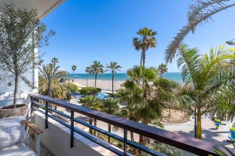 Leilighet i Estepona, Malaga, Estepona - € 895 000 | Ref: CRK191 - foto 1