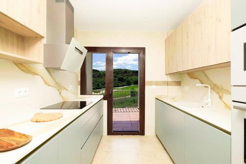 Villa i Estepona, Malaga, Estepona - € 470.250 | Ref: CNEW047T3 - foto 8