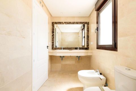 Villa i Estepona, Malaga, Estepona - € 470.250 | Ref: CNEW047T3 - foto 11