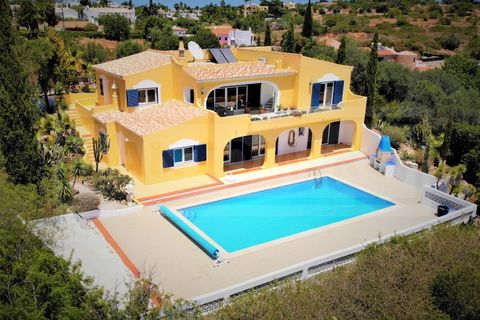 Villa i Guia, Faro, Guia - € 997.000 | Ref: STC2640 - foto 1