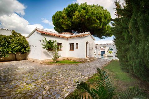 Villa i Empuriabrava, Gerona, Empuriabrava - € 680.000 | Ref: W-048HHA - foto 14