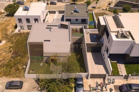 Villa a Queluz, Lisbon, Queluz - € 1.095.000 | Ref: C0468-00516 - foto 9