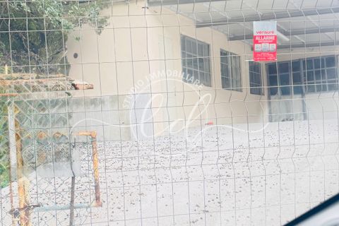 L'establiment comercial a Seravezza, Lucca, Seravezza - € 1.500/mes | Ref: 2667 - foto 2