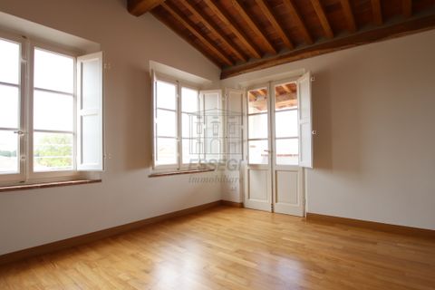 Apartament a Lucca, Lucca, Lucca - € 2.200/mes | Ref: AF03794 - foto 4