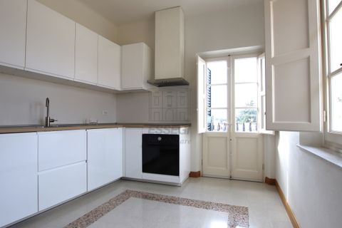 Apartament a Lucca, Lucca, Lucca - € 2.200/mes | Ref: AF03794 - foto 3