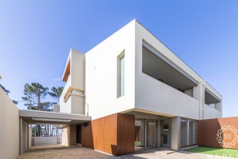 Villa i Arcozelo, Porto, Arcozelo - € 790.000 | Ref: CAS_755 - foto 1