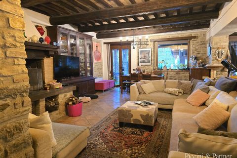 Villa i Gubbio, Perugia, Gubbio - € 450.000 | Ref: PG1919 - foto 26