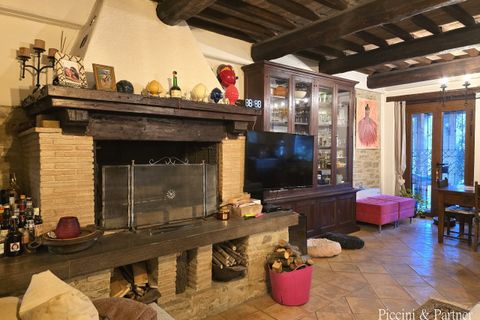 Villa i Gubbio, Perugia, Gubbio - € 450.000 | Ref: PG1919 - foto 27