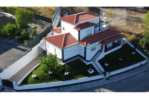 Villa i Tomar, Santarem, Tomar - € 550.000 | Ref: Mu316 - foto 1