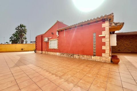 Villa a Torrevieja, Alicante, Torrevieja - € 250.000 | Ref: MLSC1063514 - foto 2