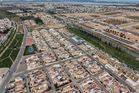 Bungalou a Torrevieja, Alicante, Torrevieja - € 150.000 | Ref: MLSC7561189 - foto 26